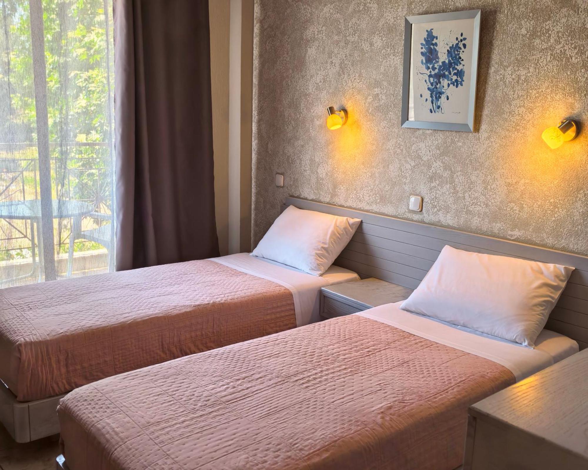 Park Hotel ポリカストロン エクステリア 写真